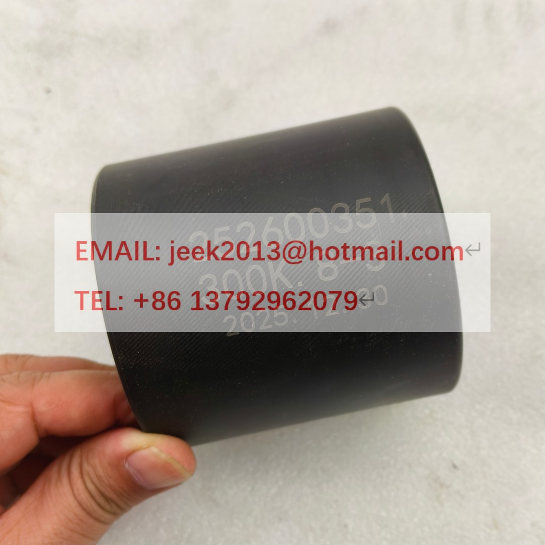252600351 BUSHING SLEEVE FOR XCMG LW300F LW300KV WHEEL LOADER (1)