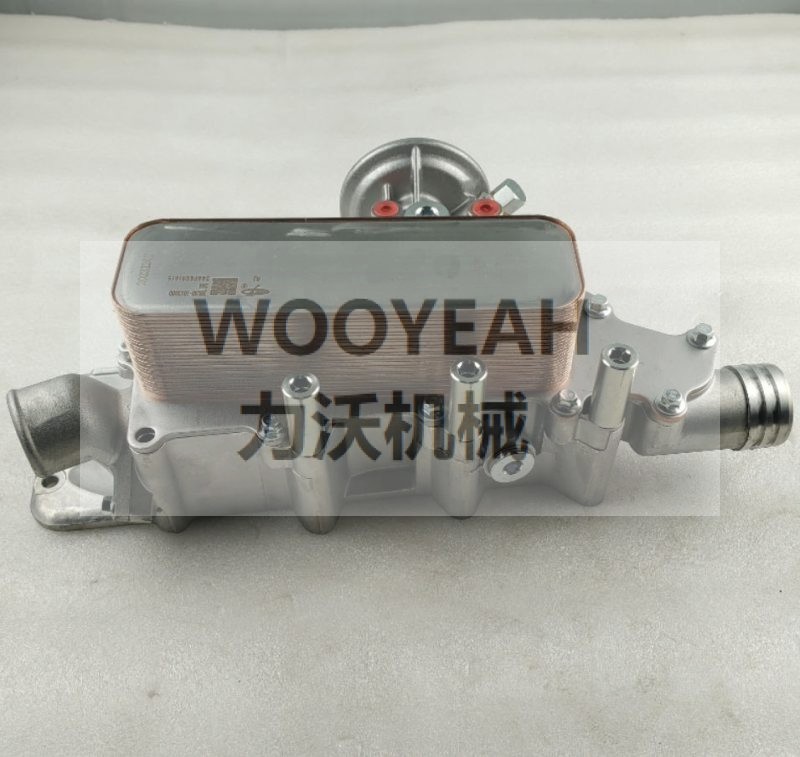 J8L00-1013100 OIL COOLER ASSY FOR YUCHAI YC6J125-T302 YC6J125-T300