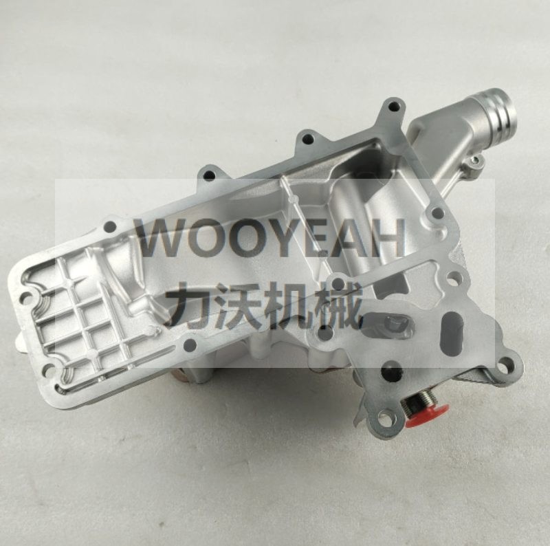 J8L00-1013100 OIL COOLER ASSY FOR YUCHAI YC6J125-T302 YC6J125-T300