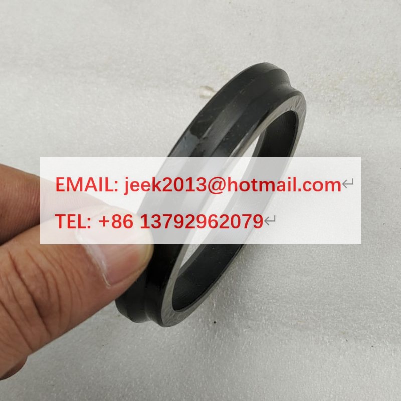 82513604 BEARING SPACER SLEEVE FOR MOTOR GRADER