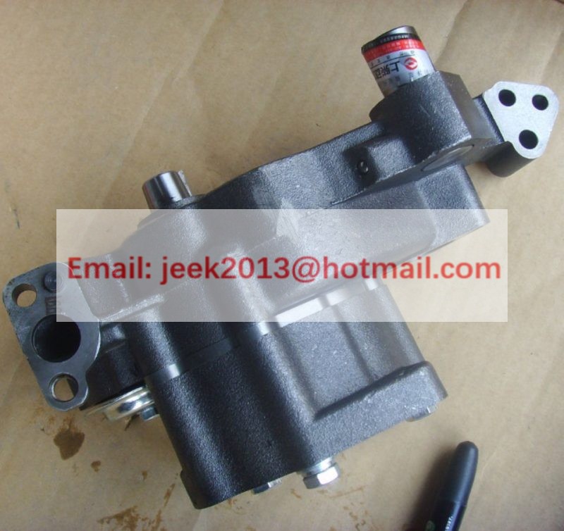 4W2448 OIL PUMP