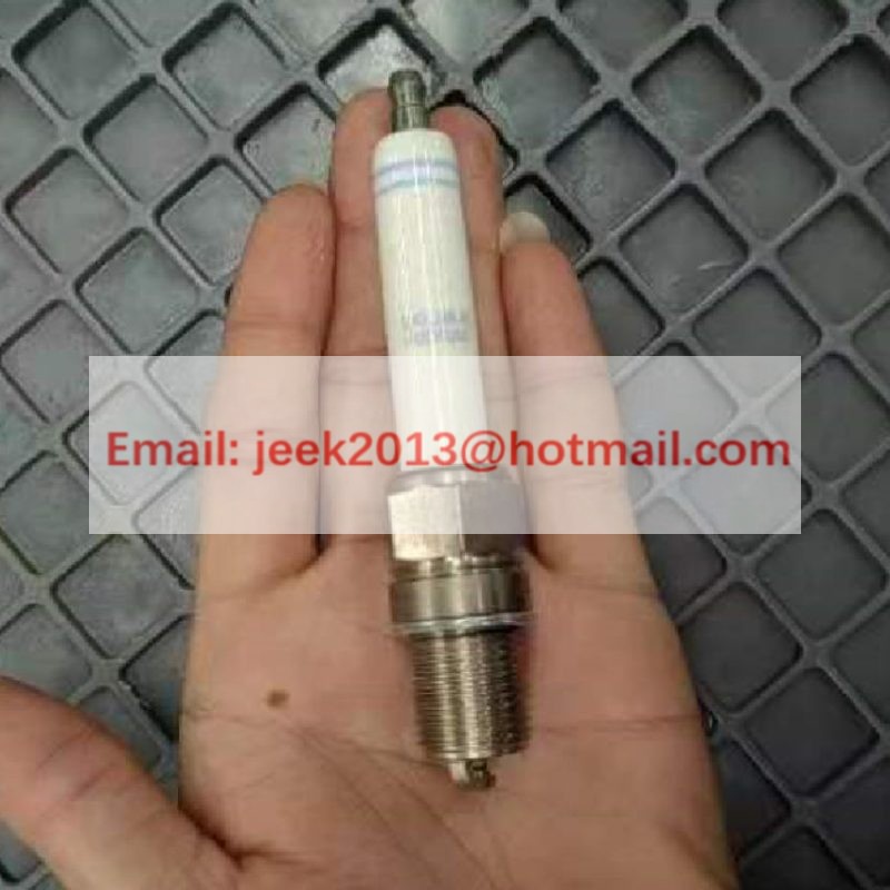 1001392970 SPARKING PLUG FOR WEICHAI ENGINE 0242356515