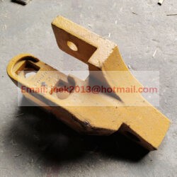 30871102364 LEFT TOOTH ADAPTOR FOR LONGKING WHEEL LOADER CDM853I.11.01.03-001