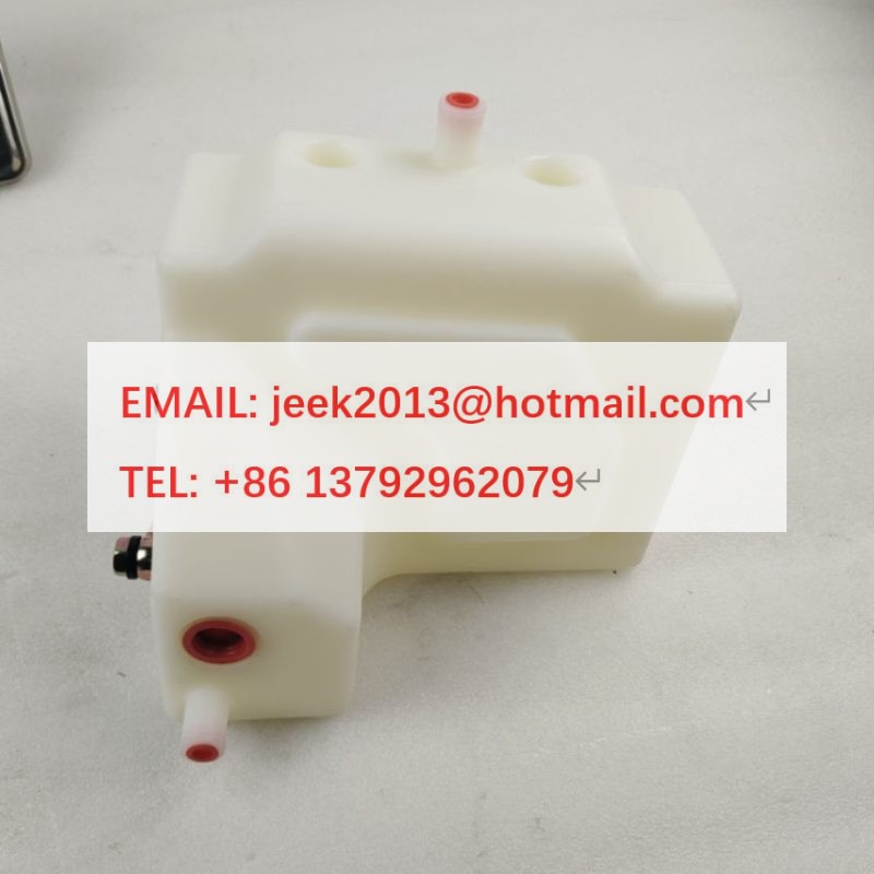 06550084 WATER TANK FOR BOMAG ROAD ROLLER